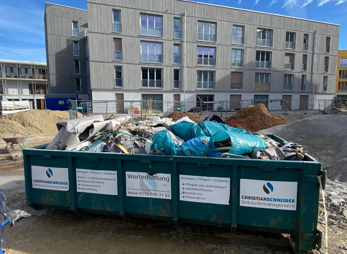 Baustellenentsorgung mit passenden Containern